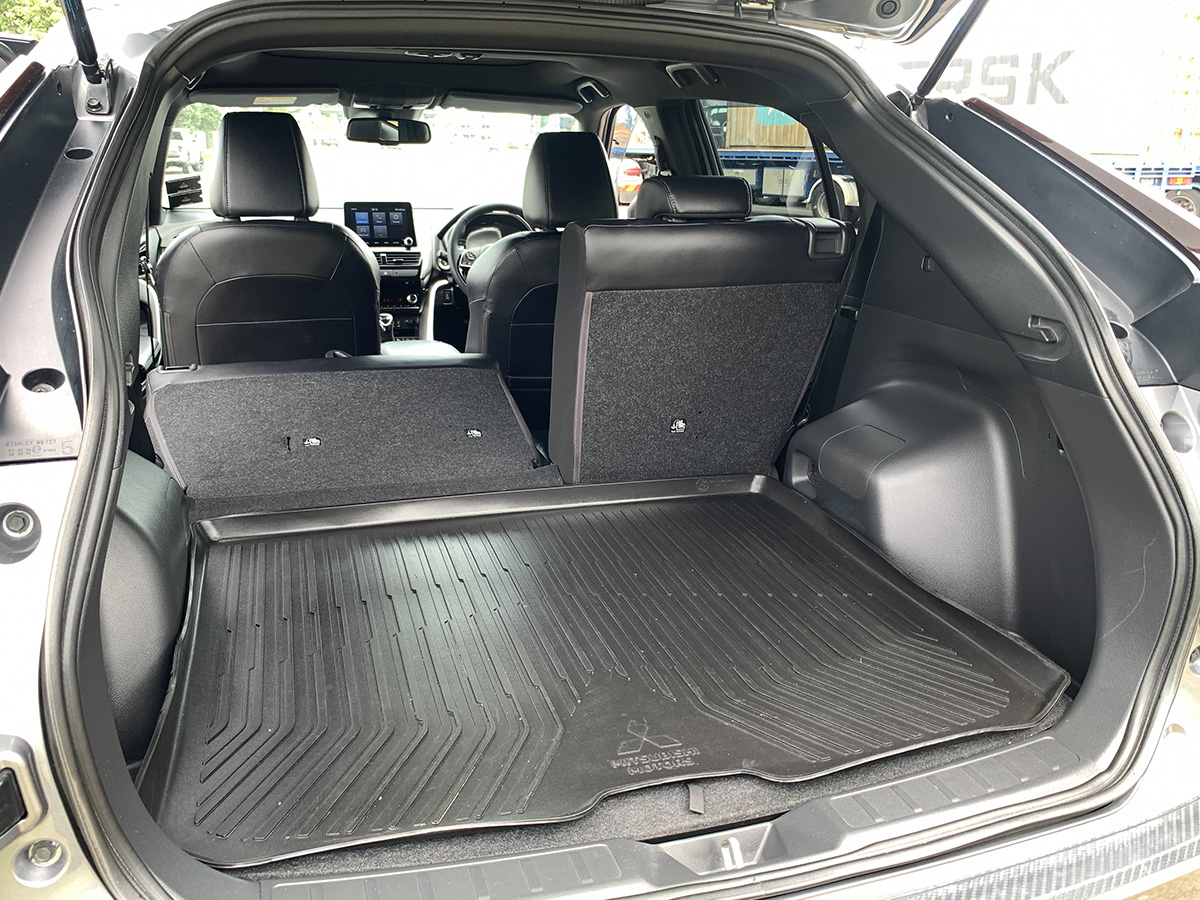 2021 Mitsubishi Eclipse Cross PHEV VRX Hybrid 4WD