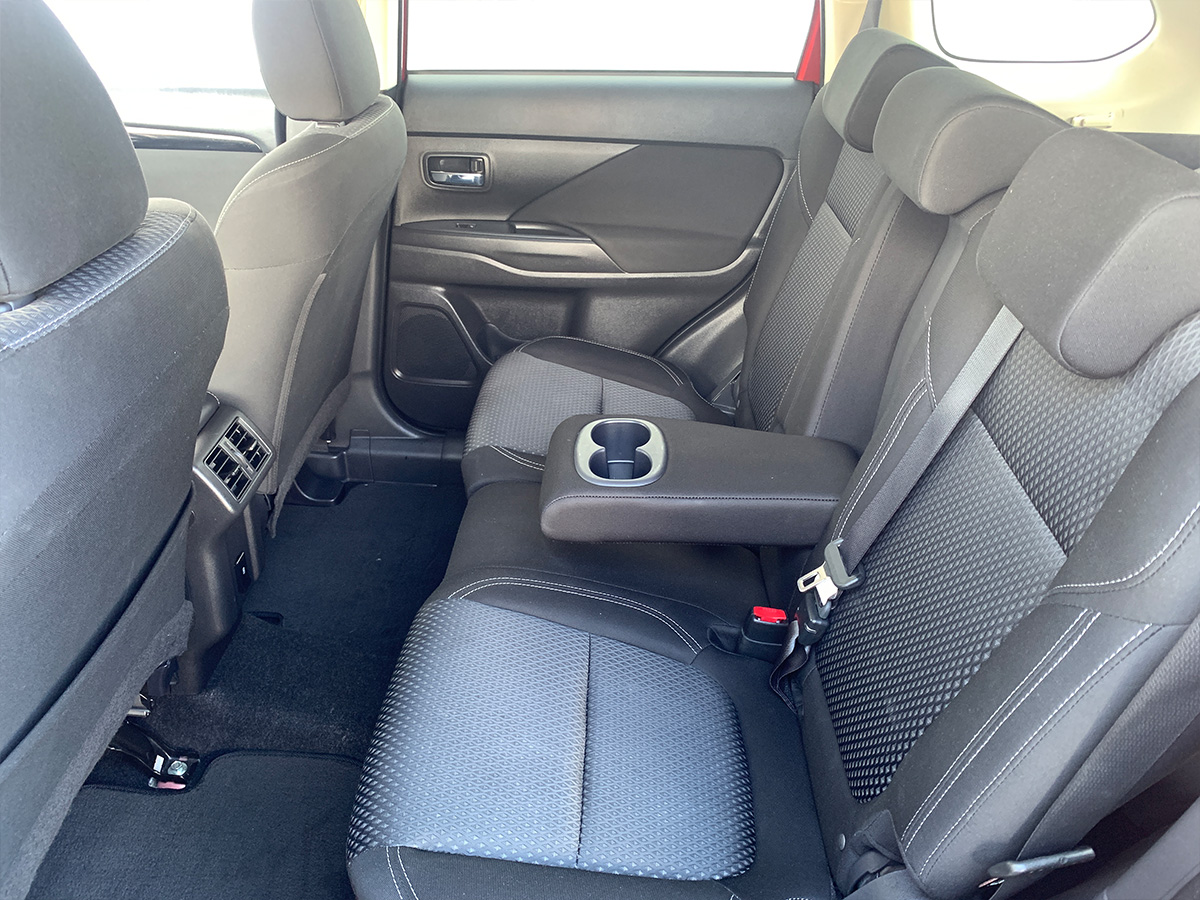 2021 Mitsubishi Outlander LS 2.4L Petrol 7 Seater Automatic