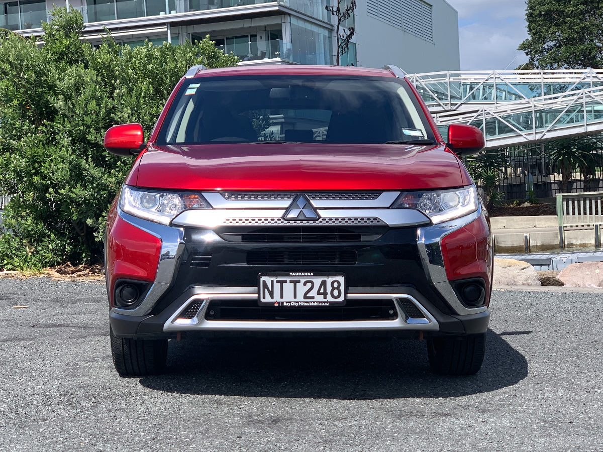2021 Mitsubishi Outlander LS 2.4L Petrol 7 Seater Automatic