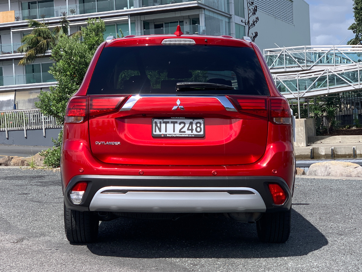 2021 Mitsubishi Outlander LS 2.4L Petrol 7 Seater Automatic