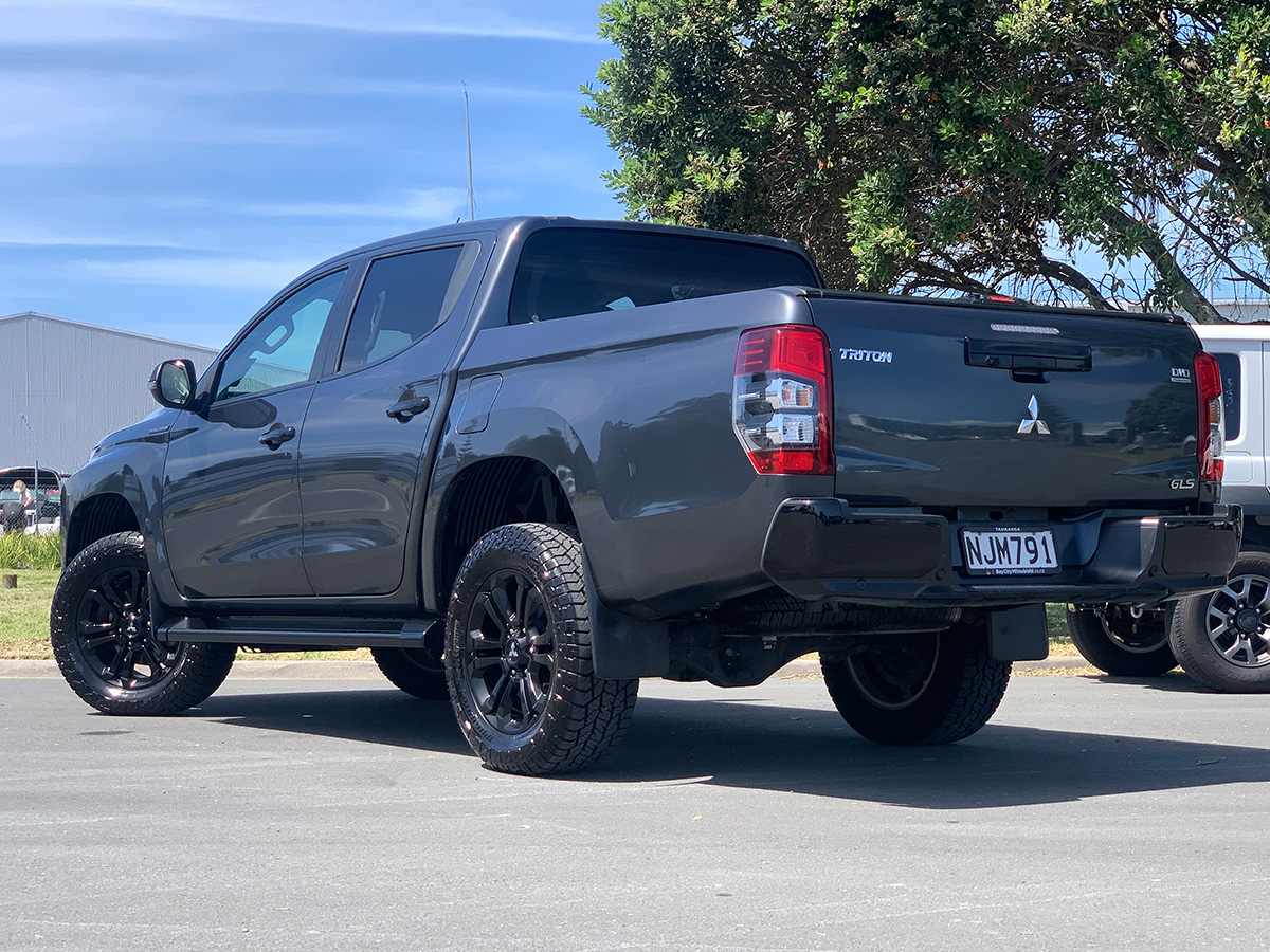 2021 Mitsubishi Triton GLSB 4WD 2.4L Diesel Turbo 6 Speed Auto