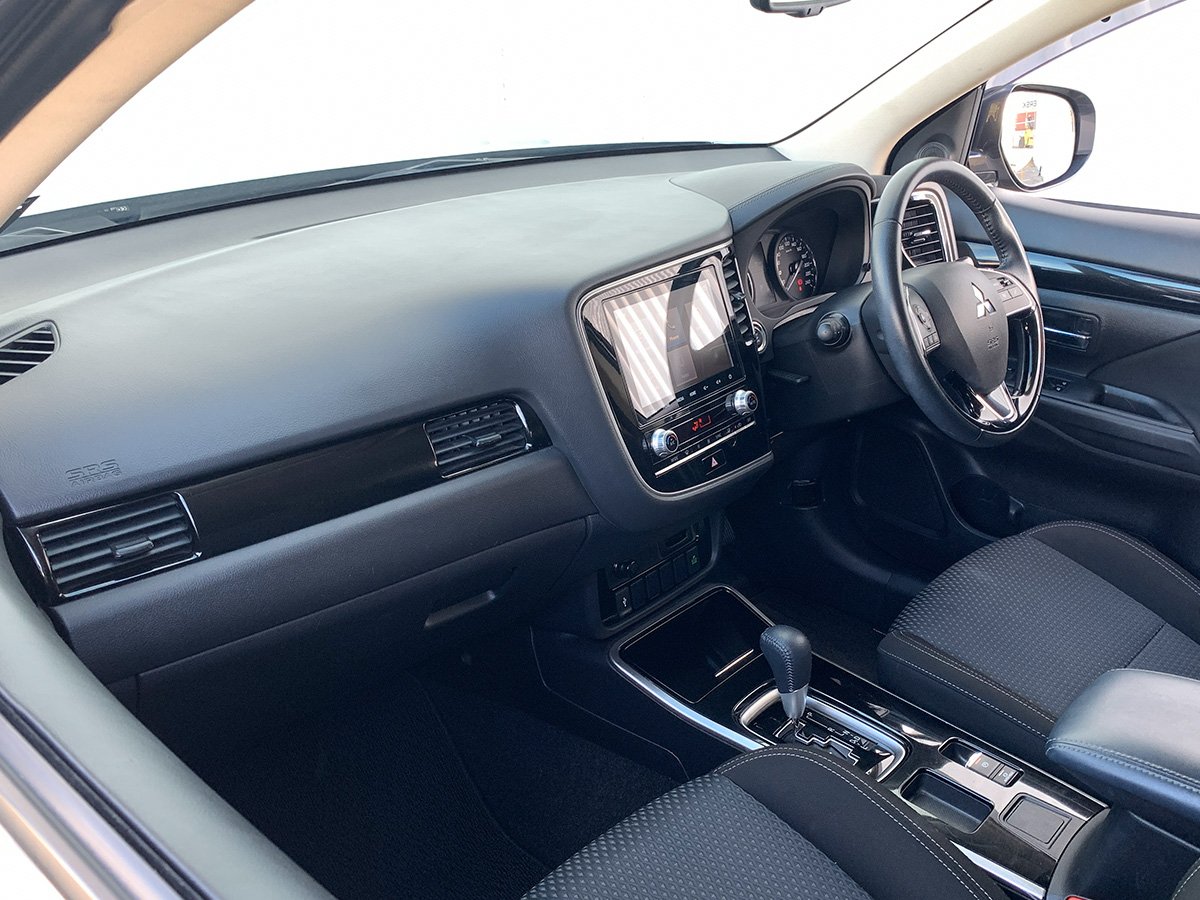 2022 Mitsubishi Outlander LS 2.4L Petrol 7 Seater Automatic