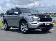 2022 Mitsubishi Outlander LS PHEV Hybrid 4WD