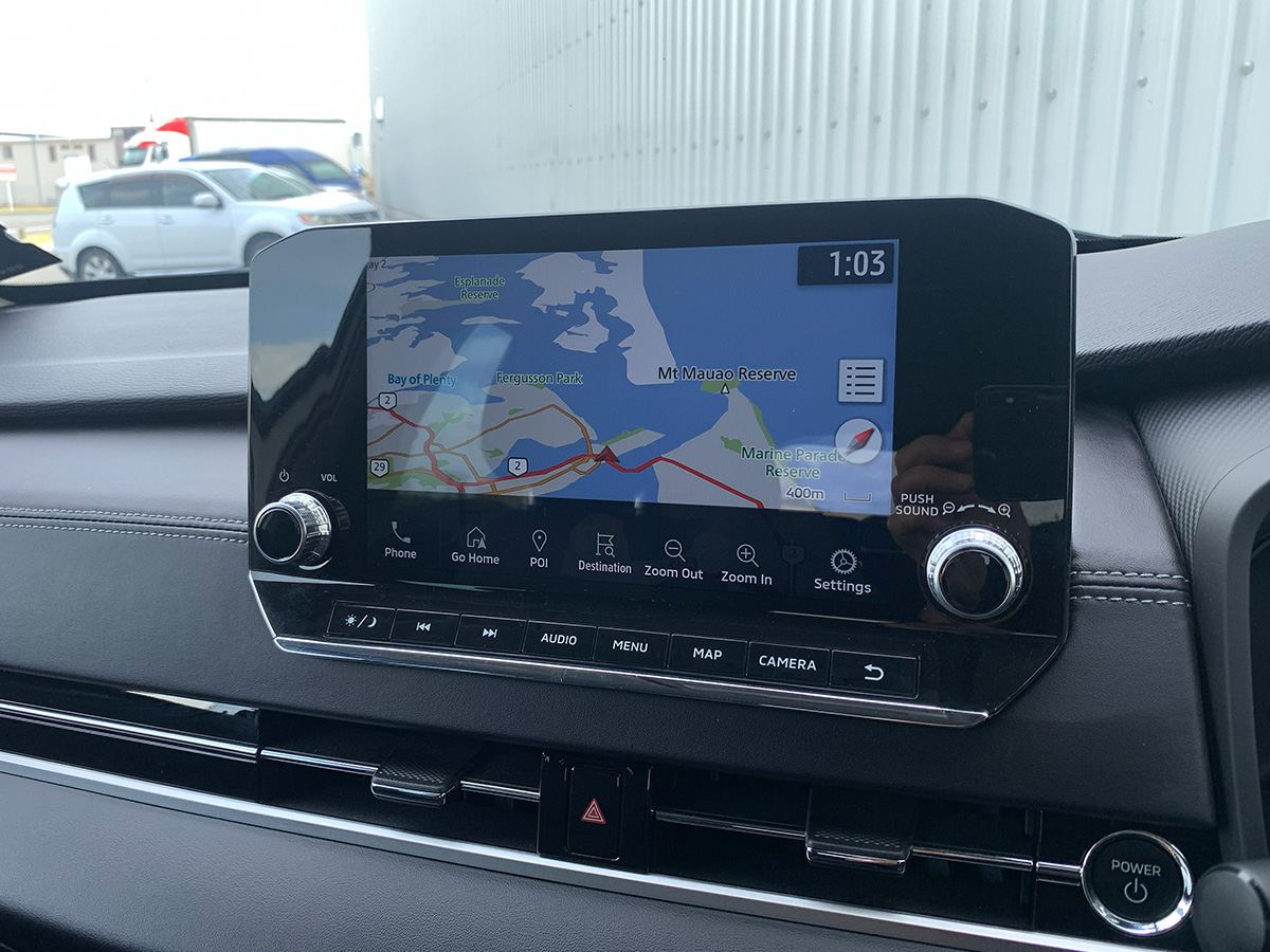 2022 Mitsubishi Outlander LS PHEV Hybrid 4WD