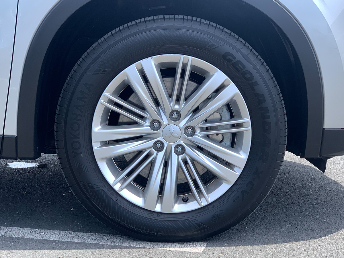 2022 Mitsubishi Outlander LS PHEV Hybrid 4WD