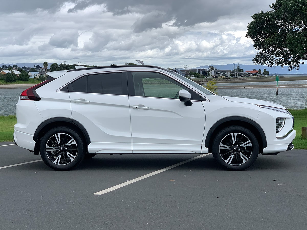 2024 Mitsubishi Eclipse Cross VRX 2WD