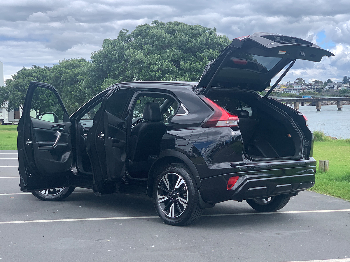 2024 Mitsubishi Eclipse Cross VRX 2WD