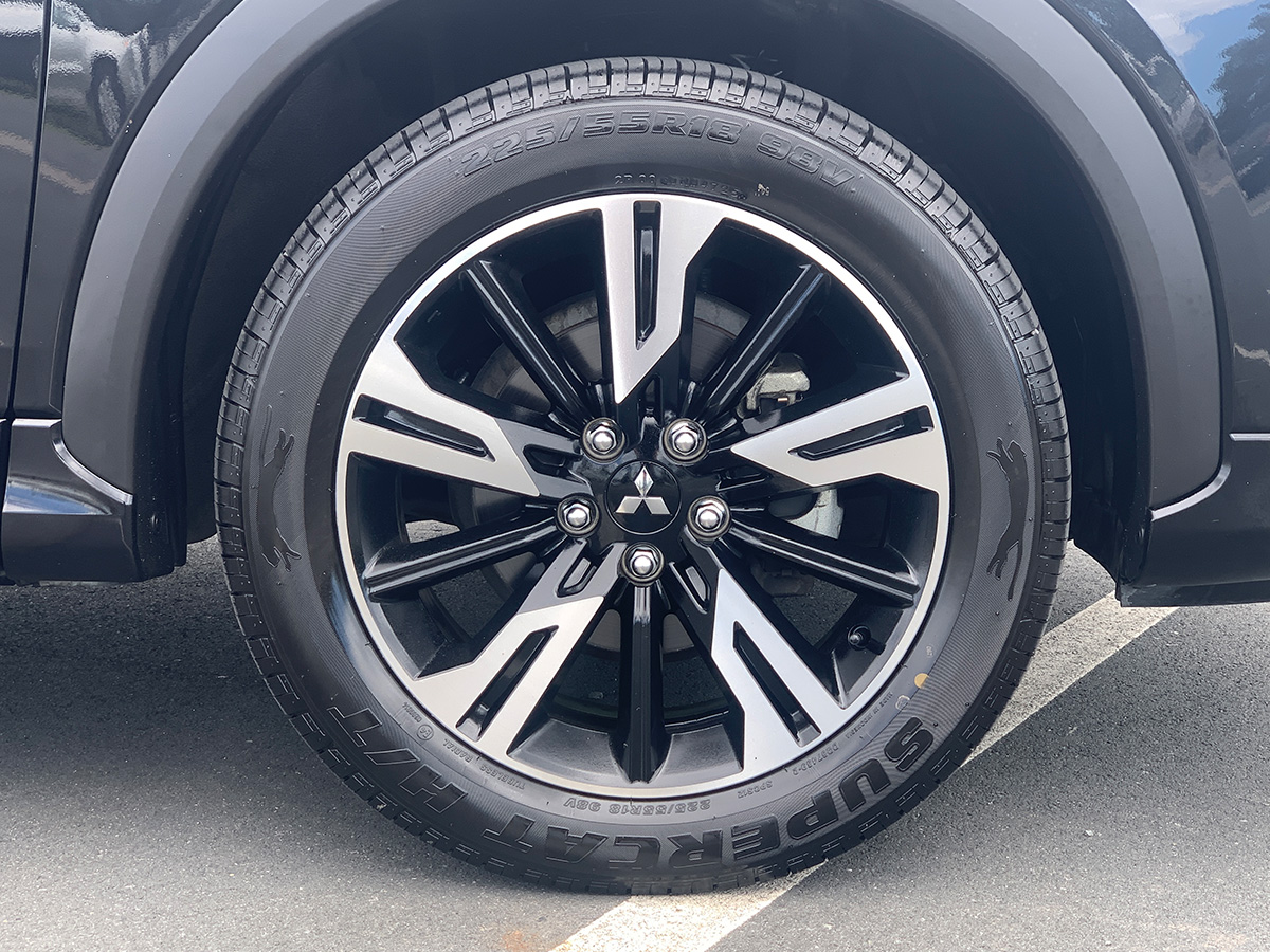 2024 Mitsubishi Eclipse Cross VRX 2WD