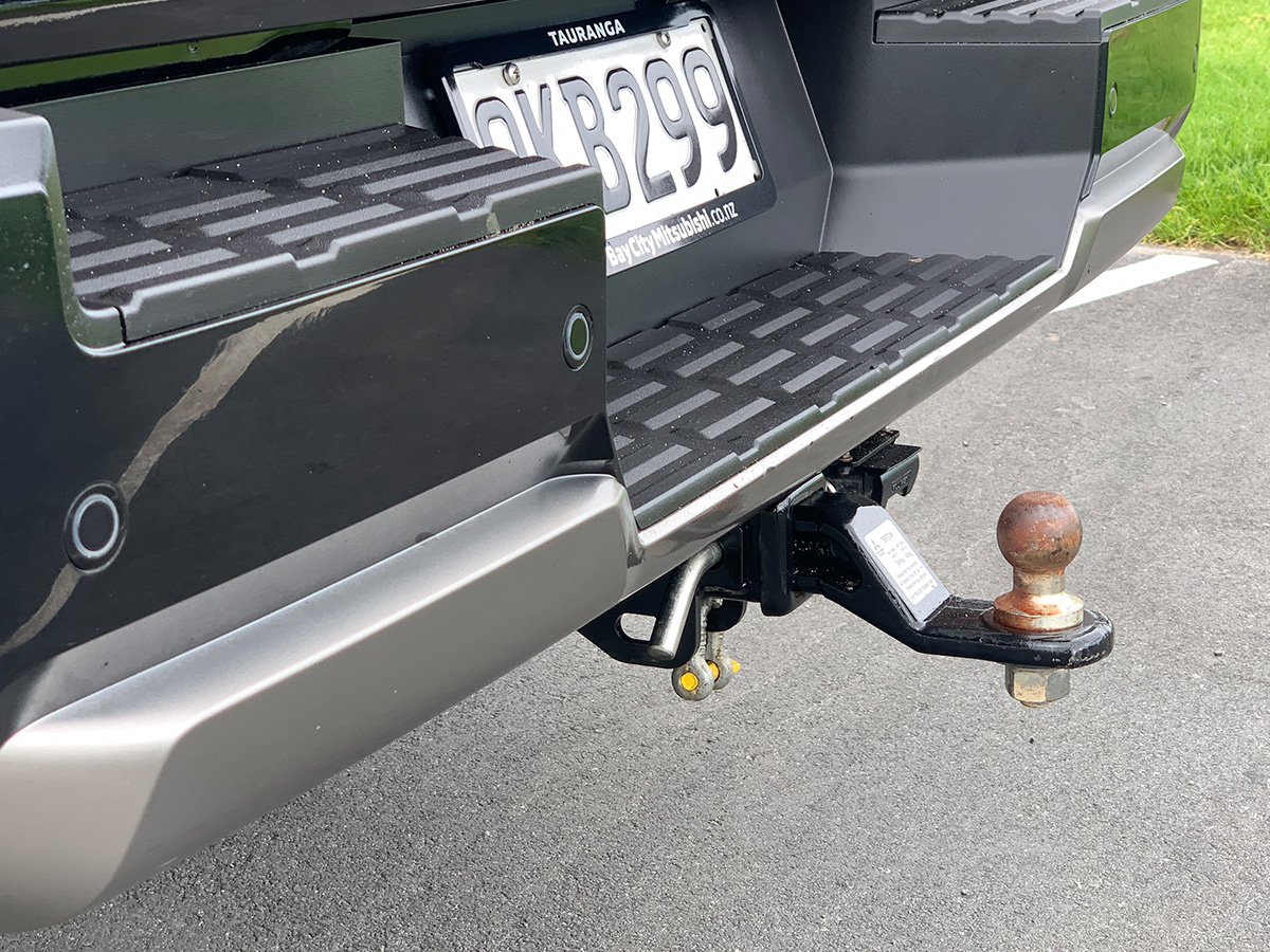 2024 Mitsubishi Triton VRX 4WD 2.4L Bi-Turbo Diesel 6 Speed Auto