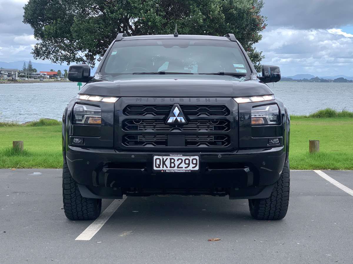 2024 Mitsubishi Triton VRX 4WD 2.4L Bi-Turbo Diesel 6 Speed Auto