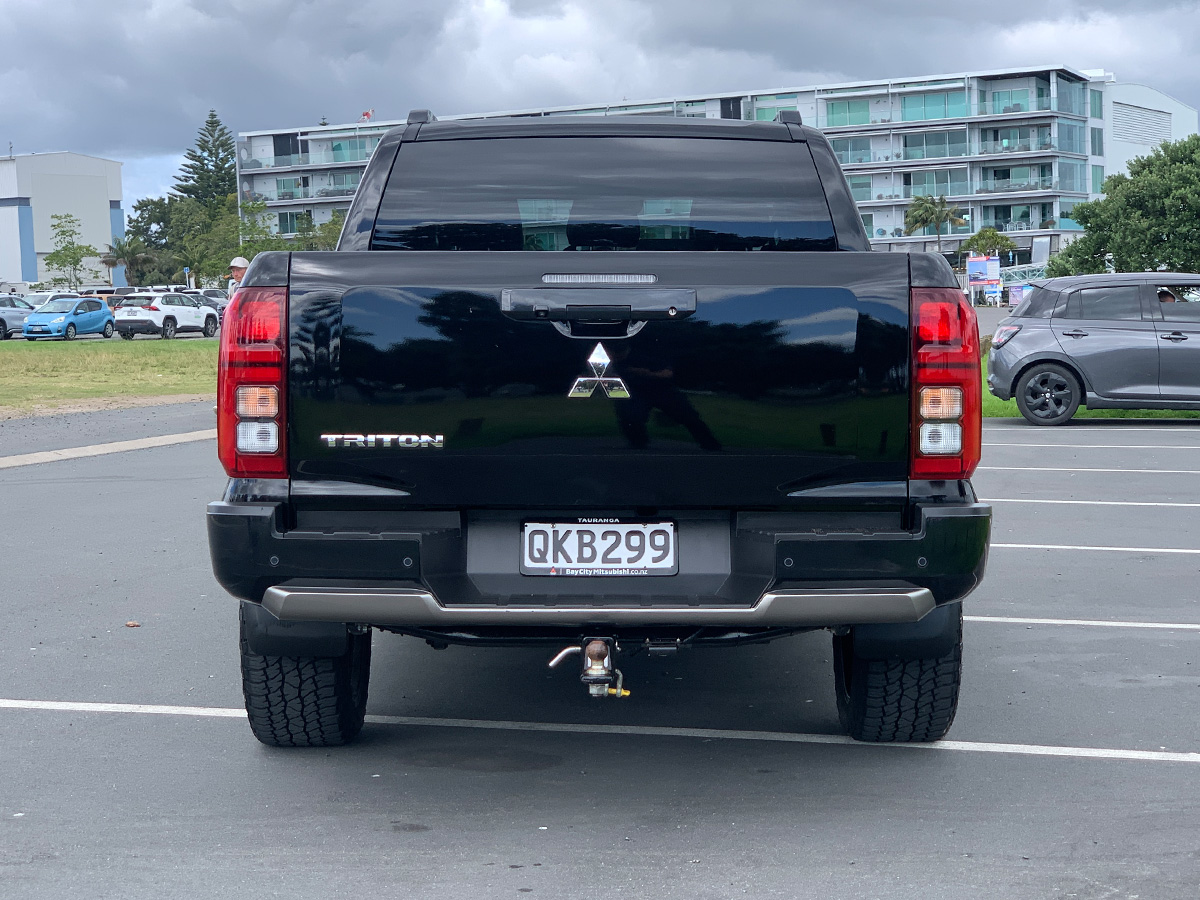 2024 Mitsubishi Triton VRX 4WD 2.4L Bi-Turbo Diesel 6 Speed Auto