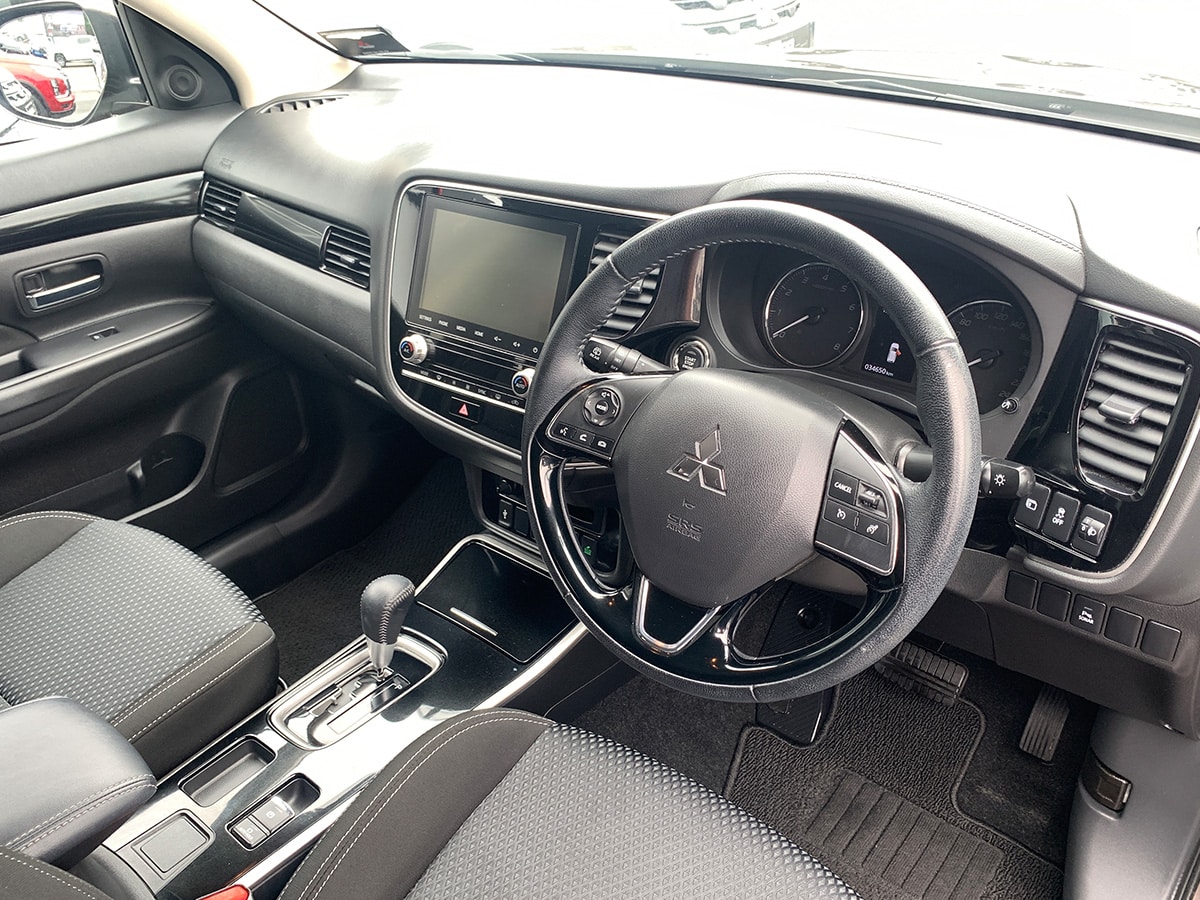 2022 Mitsubishi Outlander LS 2.4L Petrol 7 Seater Automatic