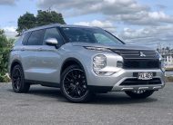 2022 Mitsubishi Outlander XLS 4WD 2.5L Petrol 7 Seater