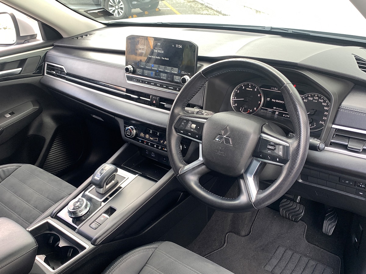 2022 Mitsubishi Outlander XLS 4WD 2.5L Petrol 7 Seater