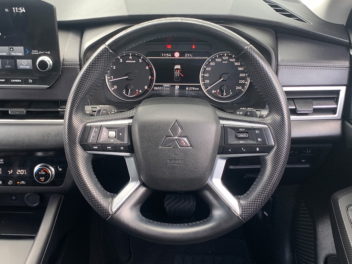 2022 Mitsubishi Outlander XLS 4WD 2.5L Petrol 7 Seater