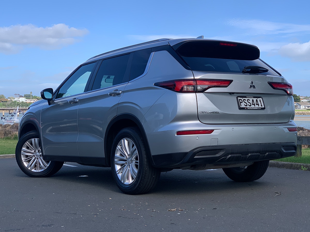 2023 Mitsubishi Outlander LS 4WD 2.5L Petrol Auto