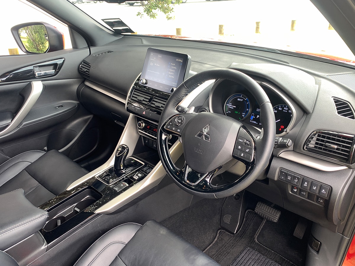 2024 Mitsubishi Eclipse Cross PHEV VRX