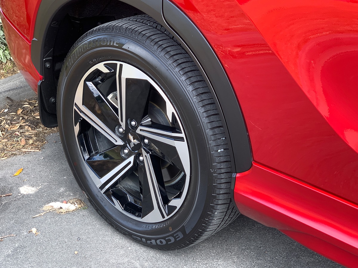 2024 Mitsubishi Eclipse Cross PHEV VRX