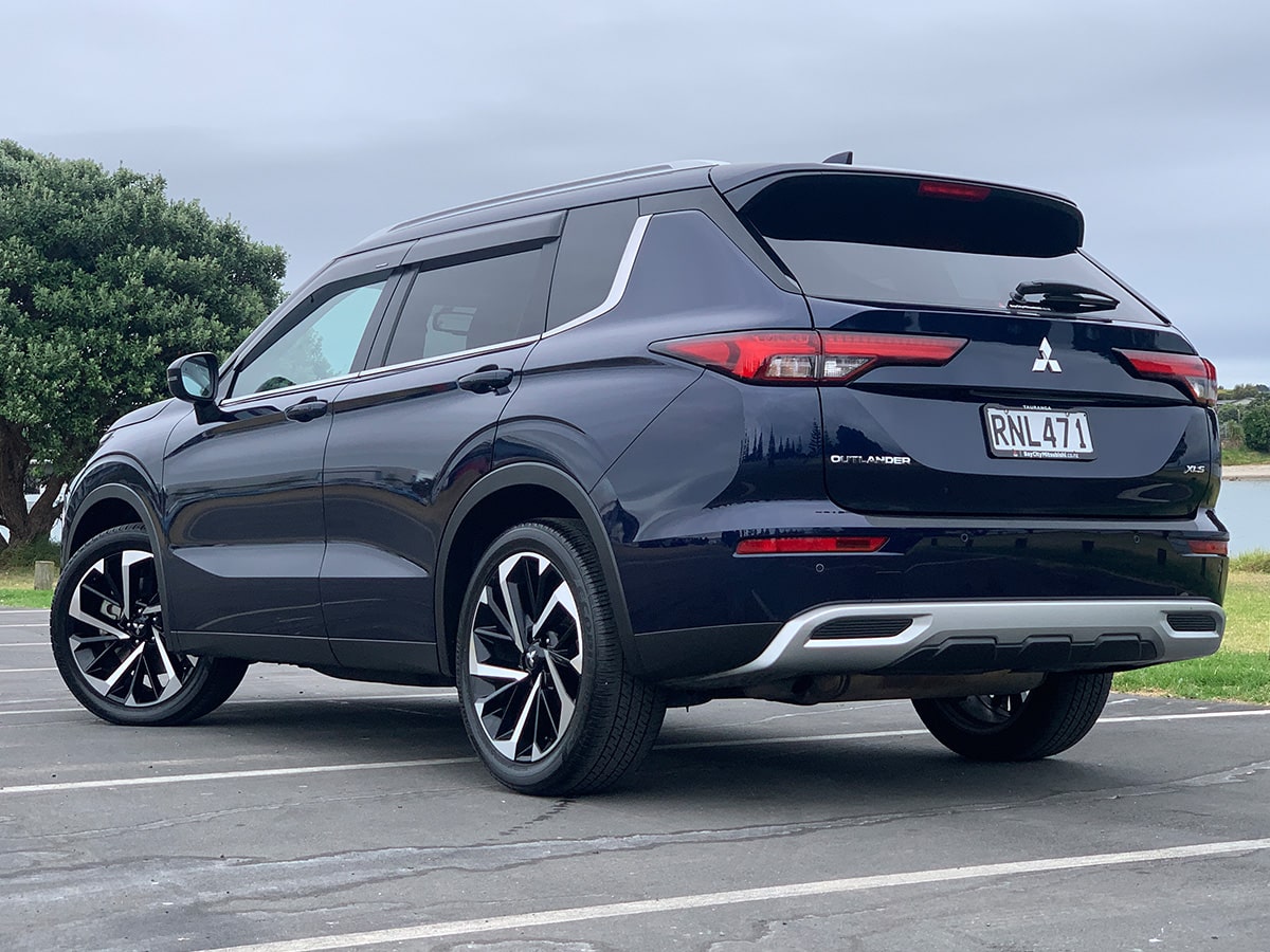 2024 Mitsubishi Outlander XLS 4WD 7 Seater 2.5L Petrol Auto