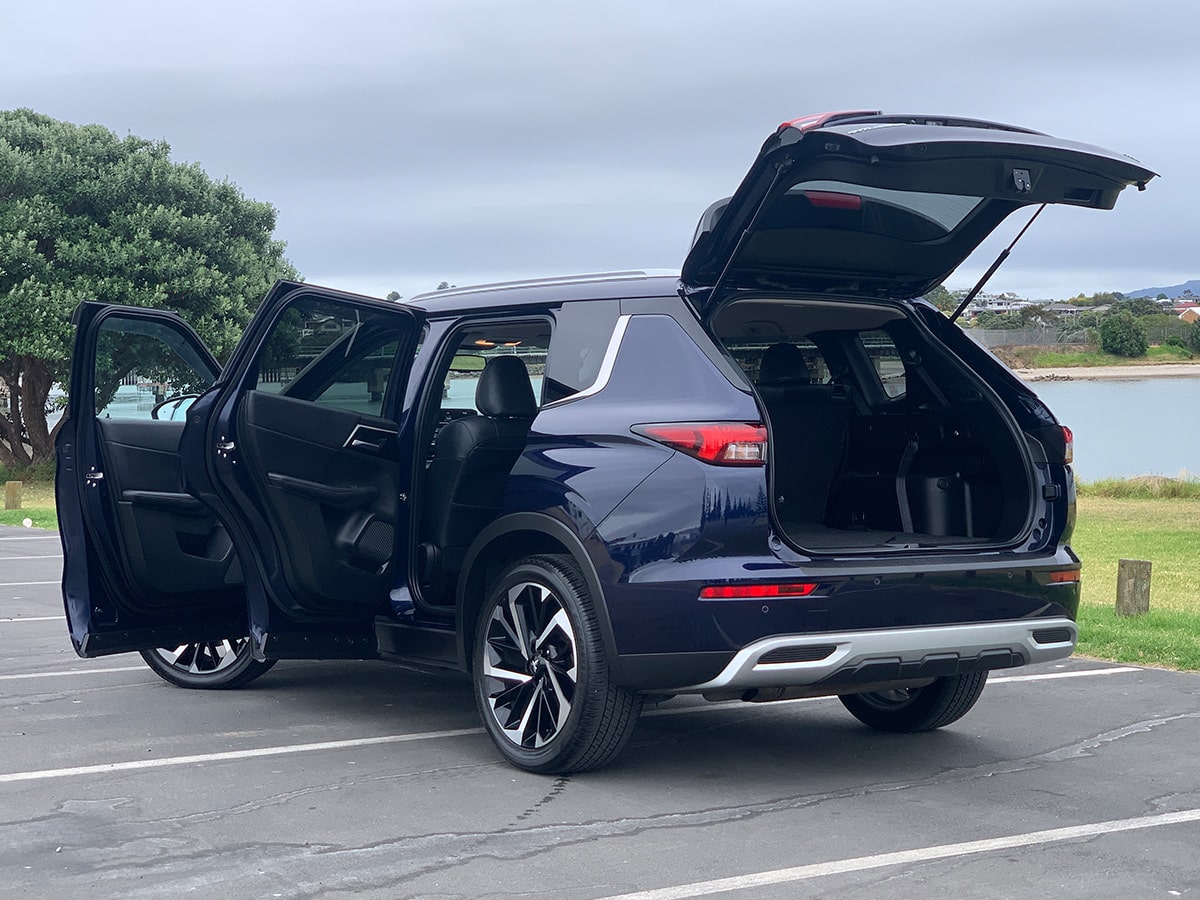 2024 Mitsubishi Outlander XLS 4WD 7 Seater 2.5L Petrol Auto