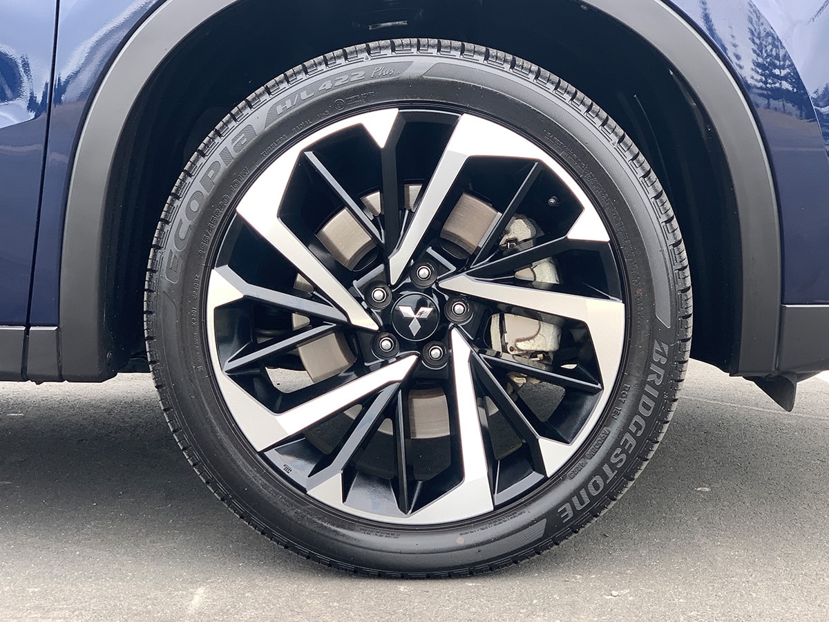 2024 Mitsubishi Outlander XLS 4WD 7 Seater 2.5L Petrol Auto