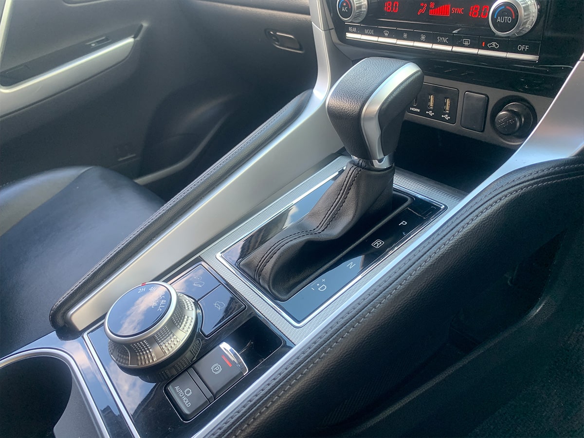 2024 Mitsubishi Pajero Sport VRX