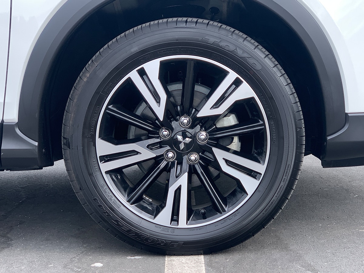 2025 Mitsubishi Eclipse Cross XLS 2WD