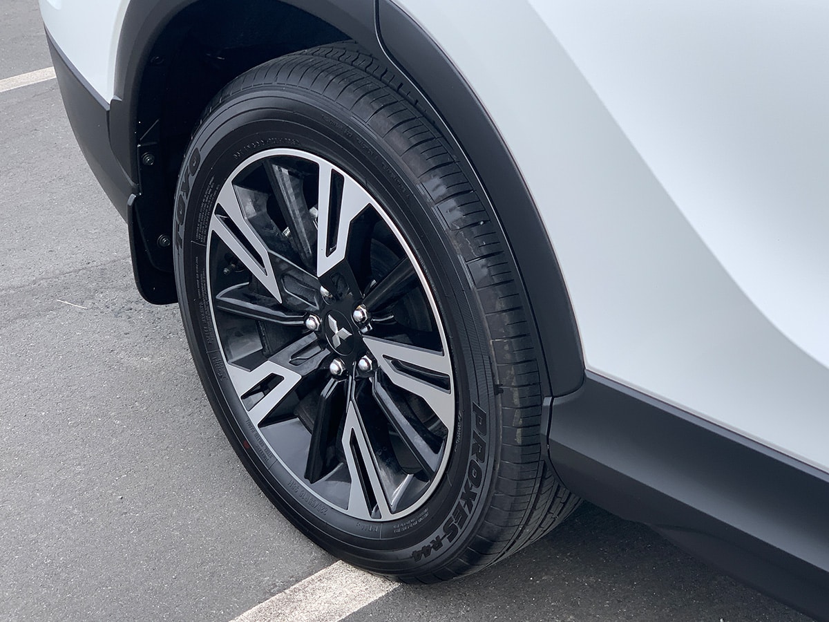 2025 Mitsubishi Eclipse Cross XLS 2WD