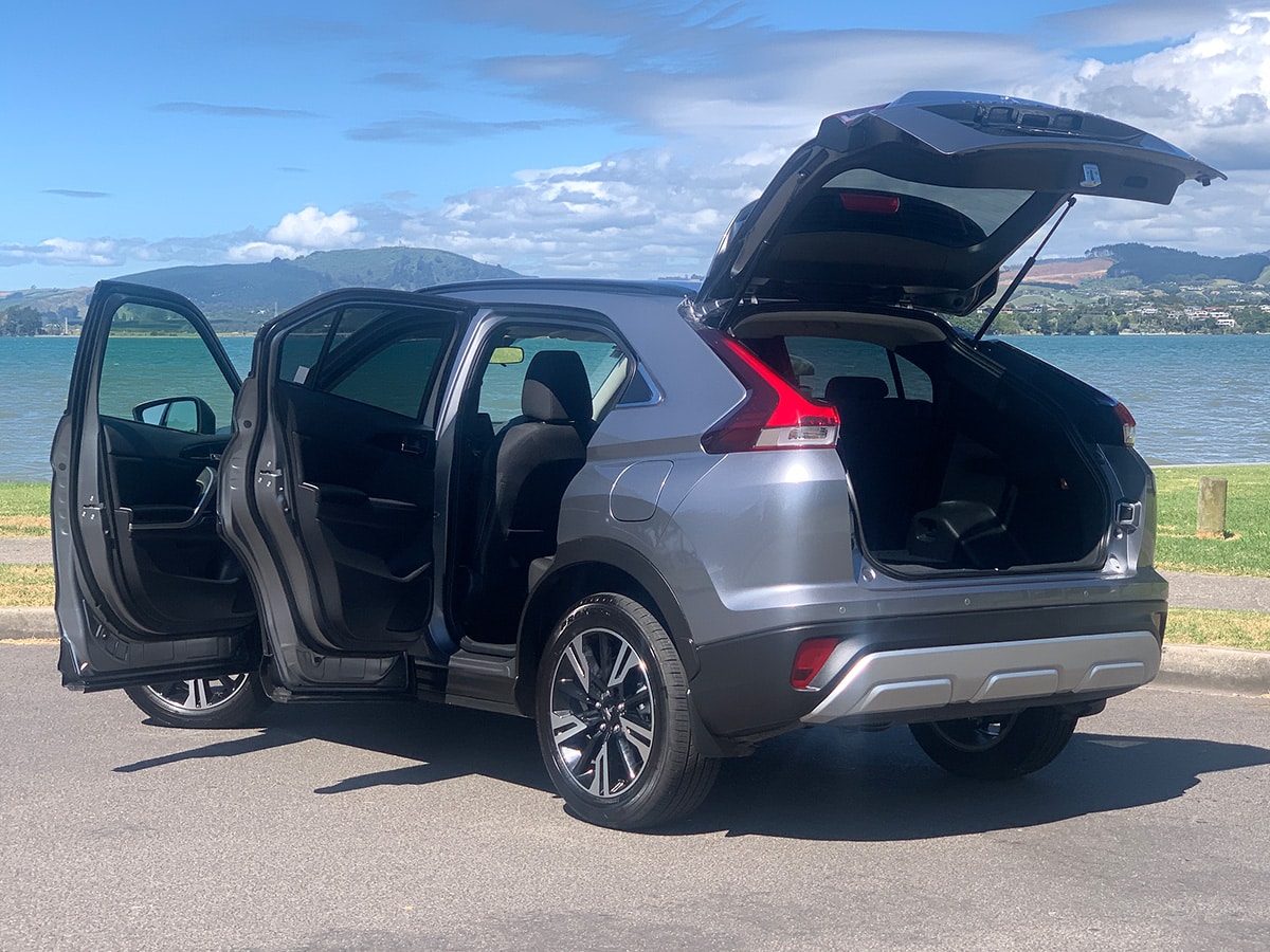 2025 Mitsubishi Eclipse Cross XLS 2WD