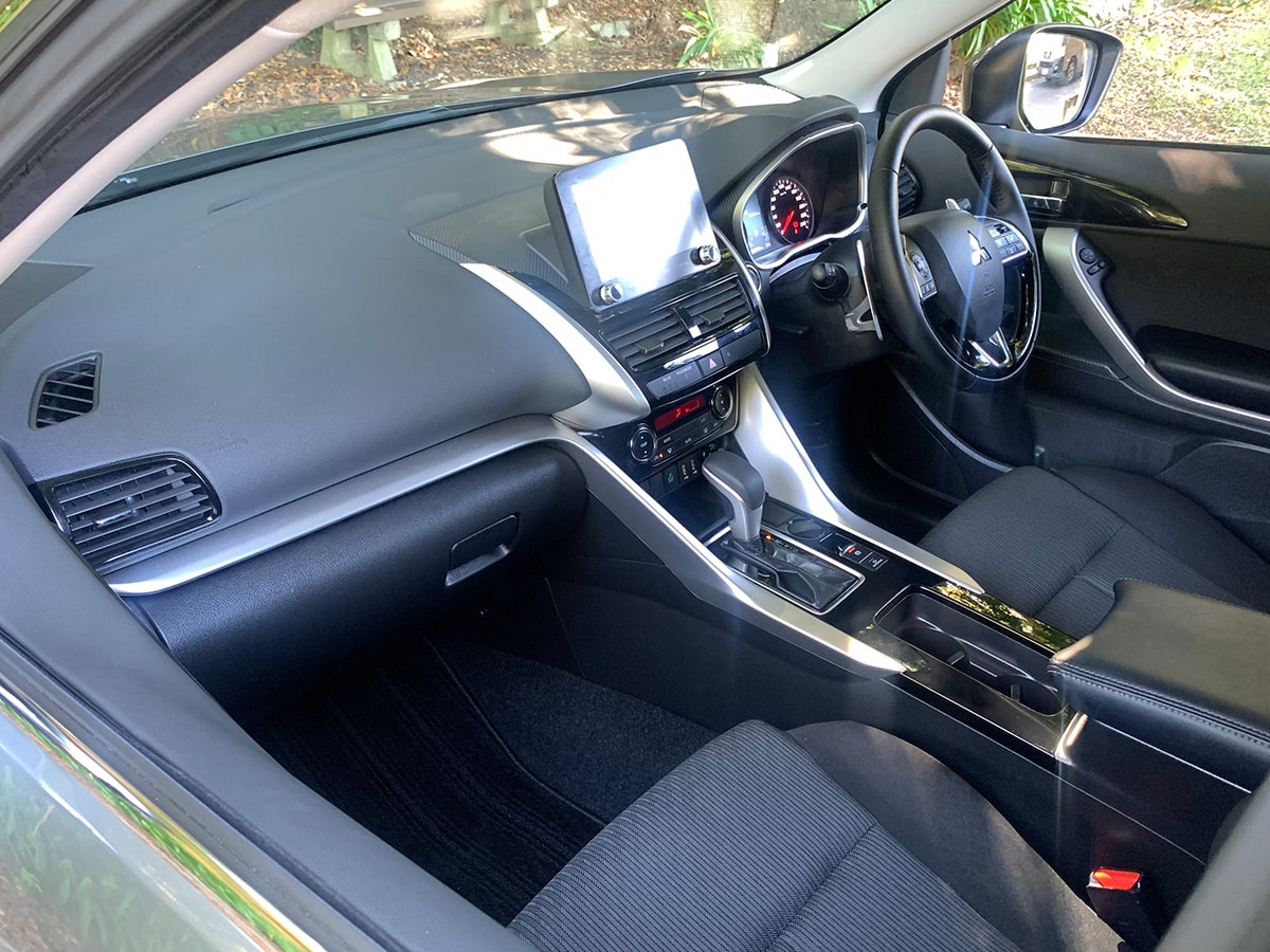 2025 Mitsubishi Eclipse Cross XLS 2WD