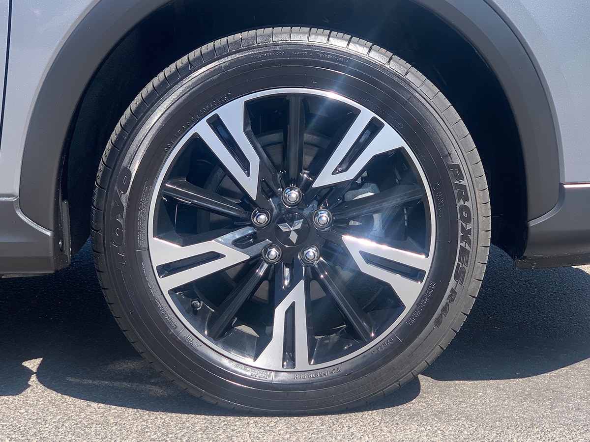 2025 Mitsubishi Eclipse Cross XLS 2WD