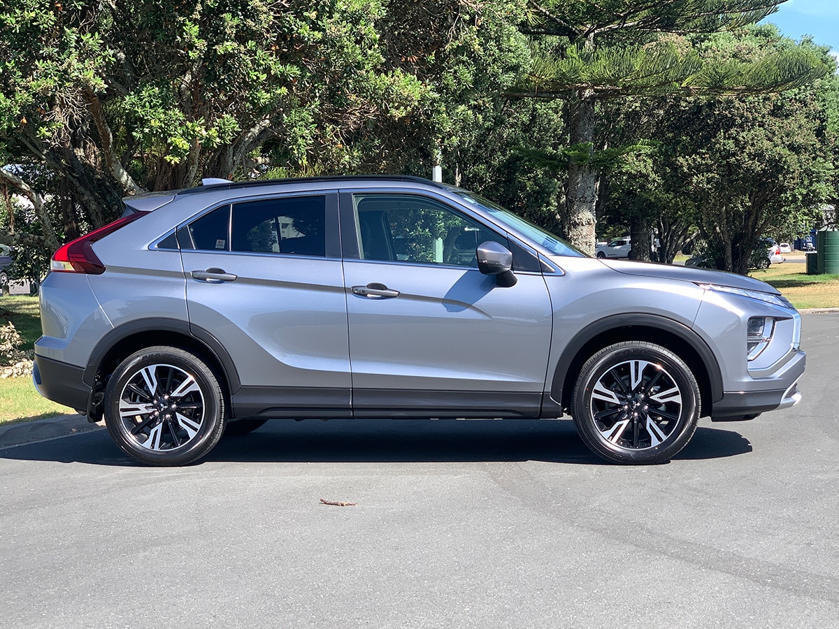 2025 Mitsubishi Eclipse Cross XLS 2WD