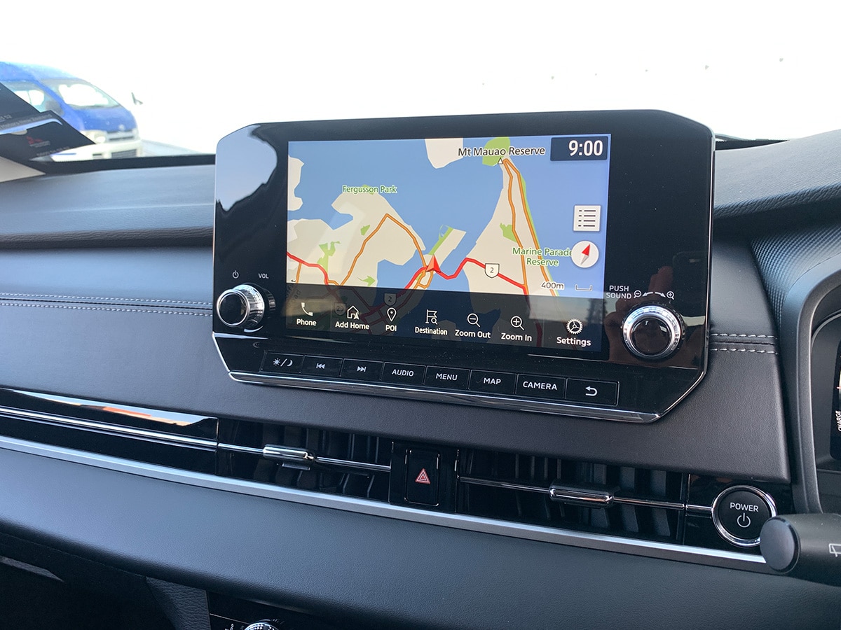 2025 Mitsubishi Outlander XLS PHEV Hybrid 4WD