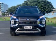 2025 Mitsubishi Outlander XLS PHEV Hybrid 4WD