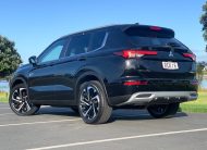 2025 Mitsubishi Outlander XLS PHEV Hybrid 4WD