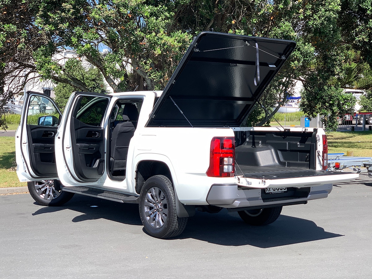 2025 Mitsubishi Triton GLXR 2WD 2.4L Bi-Turbo Diesel 6 Speed Auto