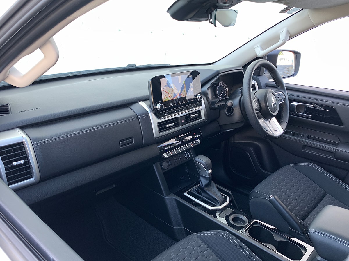 2025 Mitsubishi Triton GLXR 2WD 2.4L Bi-Turbo Diesel 6 Speed Auto