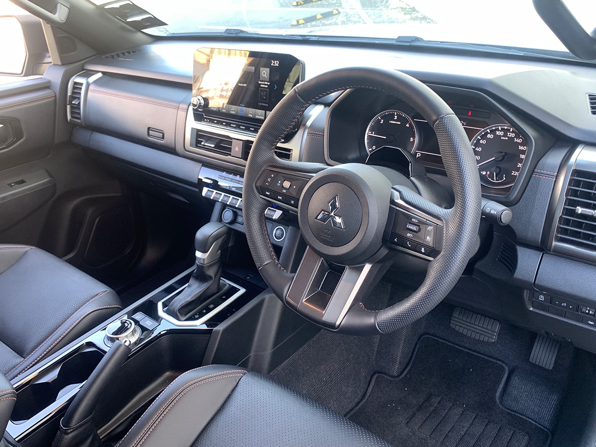 2025 Mitsubishi Triton GSR 4WD