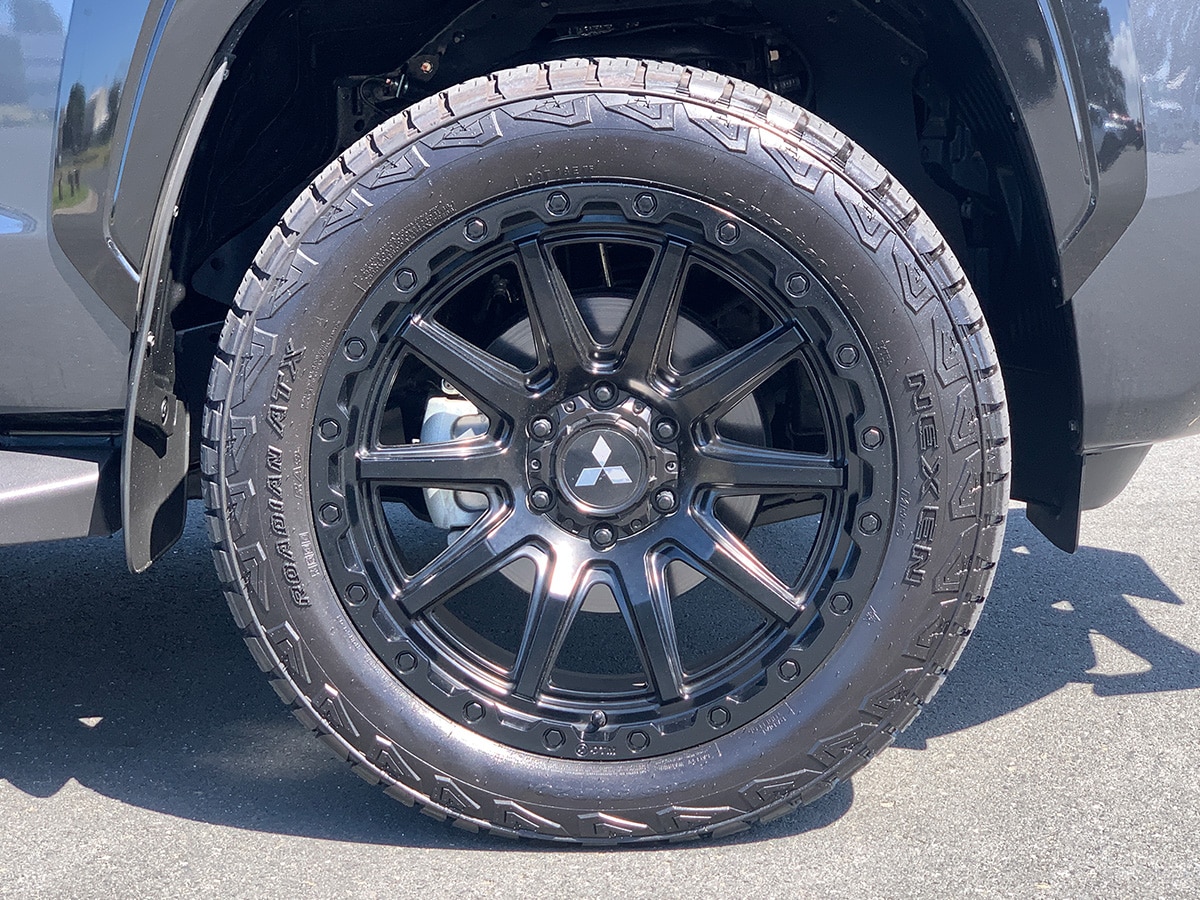 2025 Mitsubishi Triton GSR 4WD