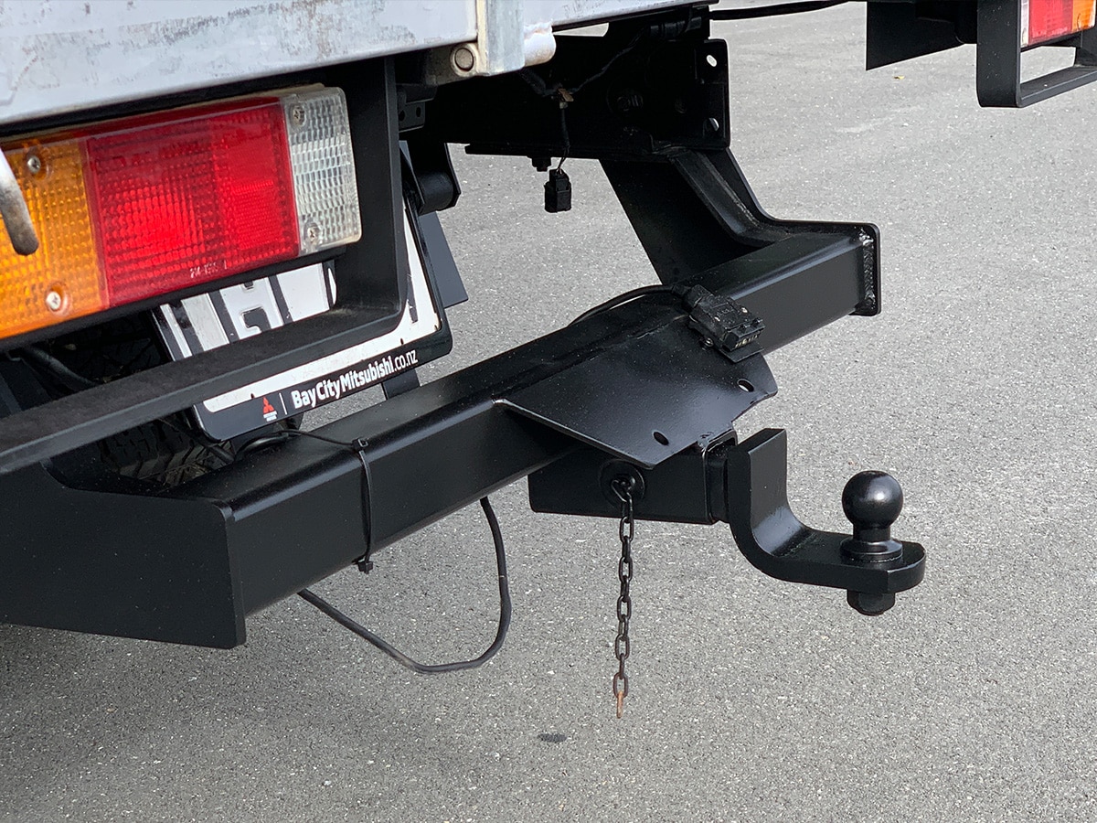 2018 Mitsubishi Triton GLX 4WD Flat Deck 2.4L Diesel Auto