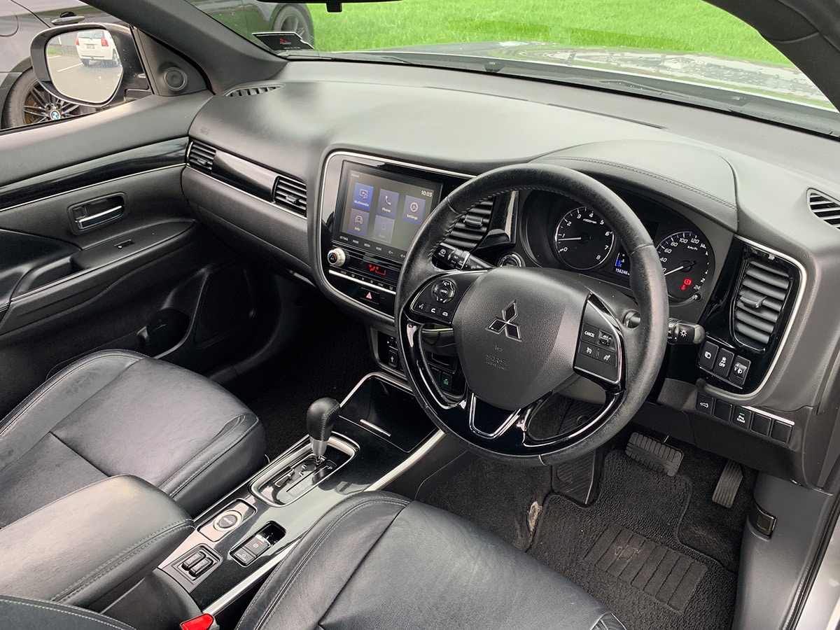 2020 Mitsubishi Outlander SPORT 2.4L Petrol 4WD 7 Seater