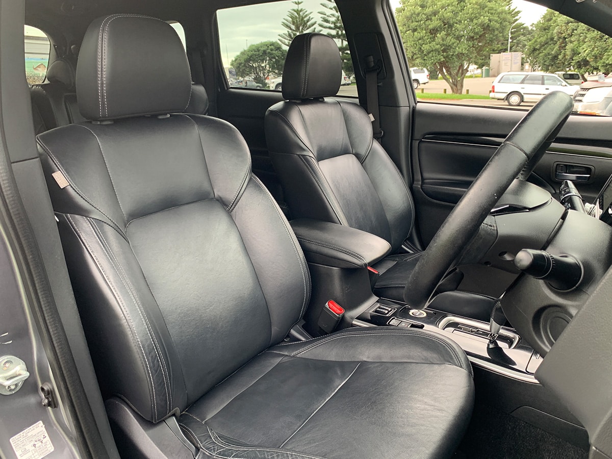 2020 Mitsubishi Outlander SPORT 2.4L Petrol 4WD 7 Seater
