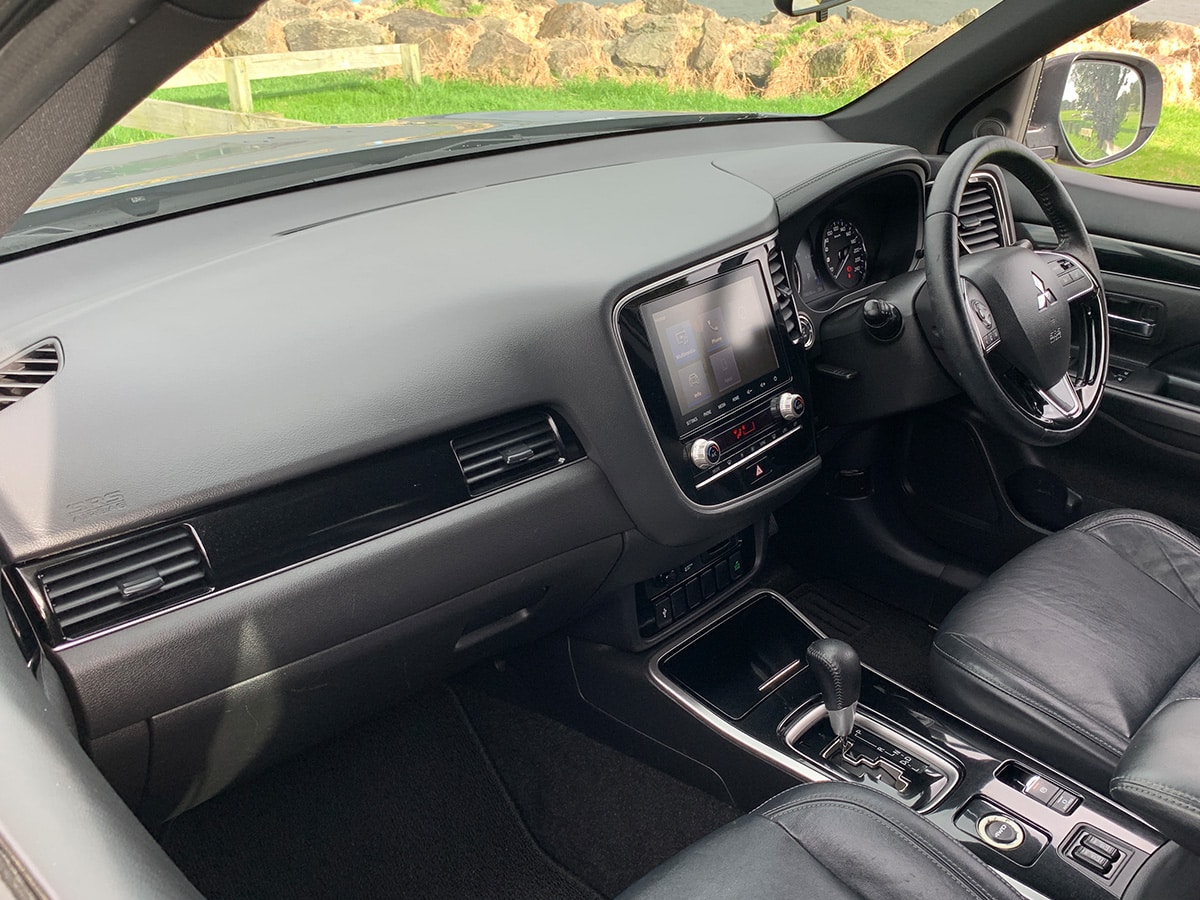 2020 Mitsubishi Outlander SPORT 2.4L Petrol 4WD 7 Seater