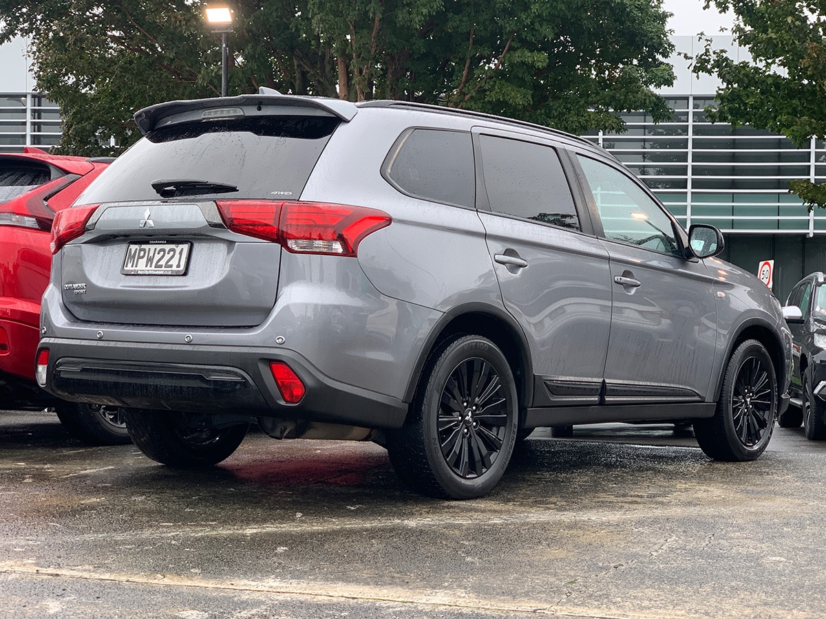 2020 Mitsubishi Outlander SPORT 2.4L Petrol 4WD 7 Seater