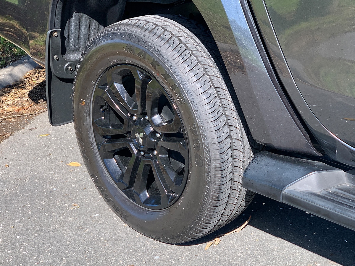 2020 Mitsubishi Triton GLSB 4WD 2.4L Diesel Turbo 6 Speed Auto
