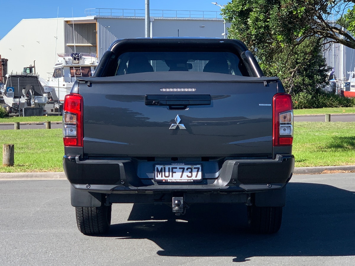 2020 Mitsubishi Triton GLSB 4WD 2.4L Diesel Turbo 6 Speed Auto