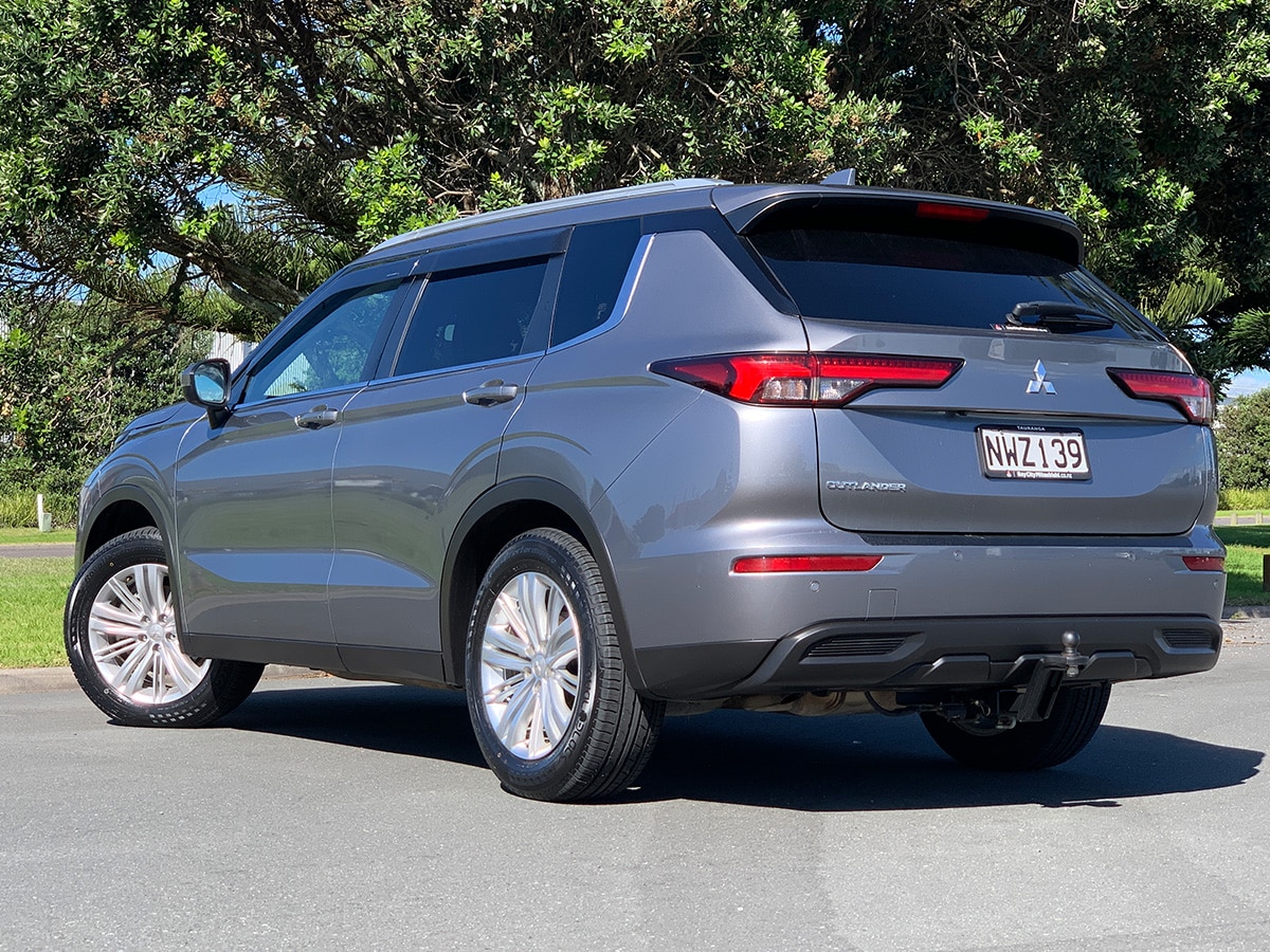 2022 Mitsubishi Outlander LS 4WD 2.5L Petrol Auto