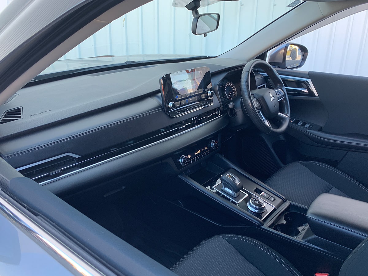 2022 Mitsubishi Outlander LS 4WD 2.5L Petrol Auto