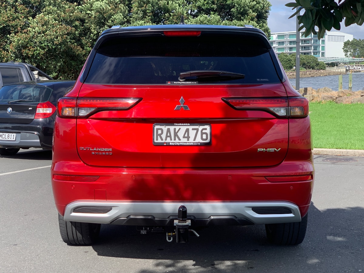 2023 Mitsubishi Outlander PHEV Exceed