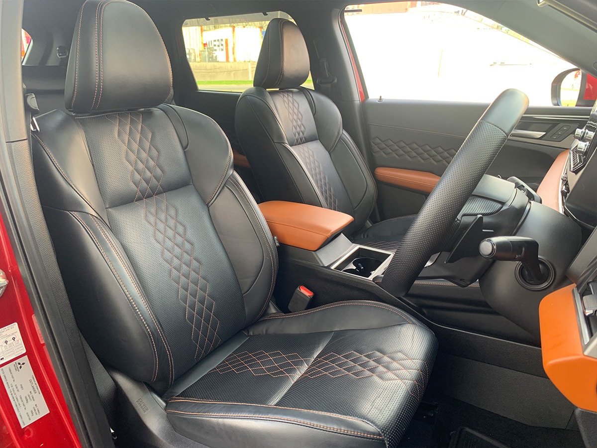 2023 Mitsubishi Outlander PHEV Exceed